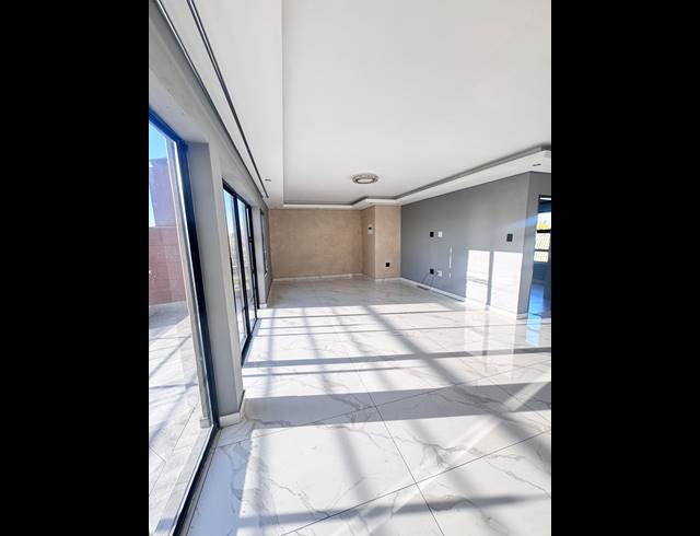 4 BEDROOM FREESTANDING FOR SALE IN MINERALIA